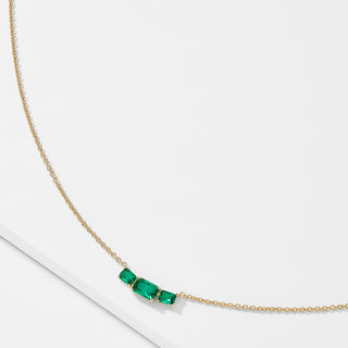 EMERALD ISLE GREEN SMALL FRONTAL NECKLACE