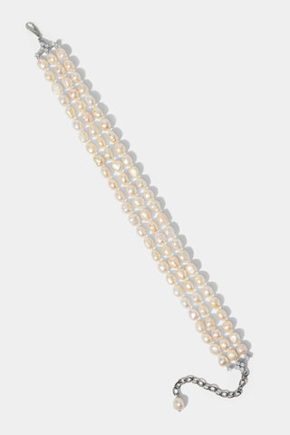 MADRID TRIPLE FRESHWATER PEARL CHOKER NECKLACE DETAIL VIEW IN RHODIUM PLATING