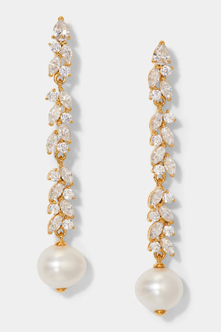 SAVANNAH LINEAR WITH PEARL EARRINGS