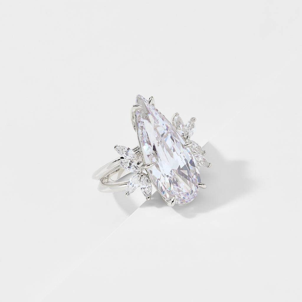 WILDFLOWER PEAR CZ RING – NADRI