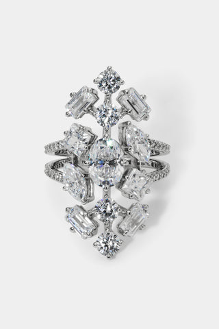 FRONT VIEW OF RIVIERA SHIELD RING IN RHODIUM PLATING.