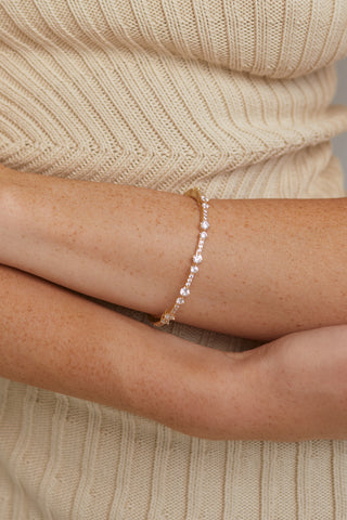 CASSI PAVE CZ SIDE HINGE BRACELET